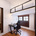 deluxe loft double, window, private bathroom (2)
