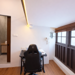 deluxe loft double, window, private bathroom (6)