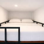 deluxe loft double, window, shared bathroom (6)