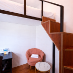 superior loft double, window, shared bathroom (5)