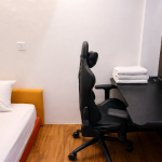 triple room, no window, shared bathroom (5)